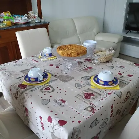Bed and Breakfast Sweet Dreams
